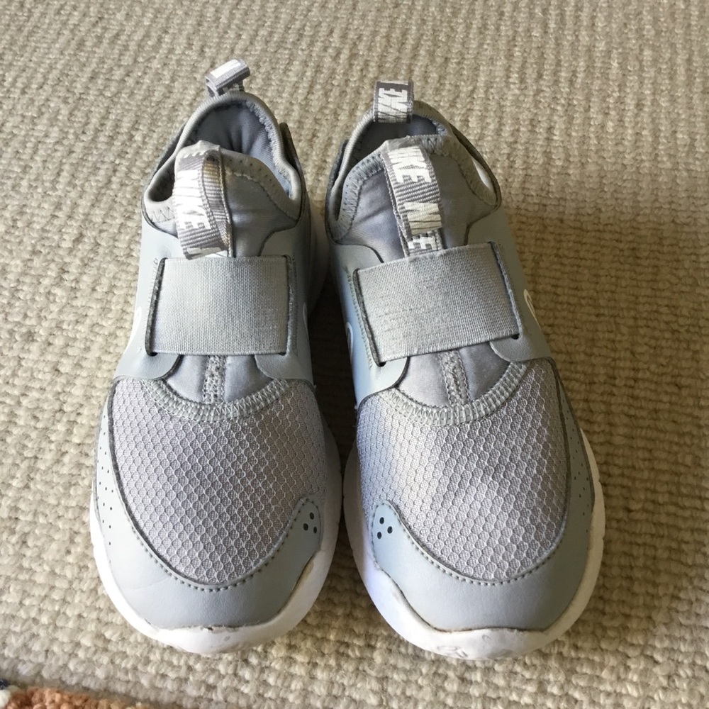 adidas Kids Slip-On Sneakers in Light Gray